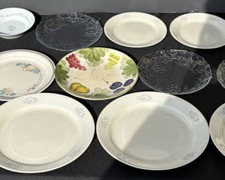 Lot 3: Assorted Ceramic and Glass Plates