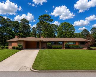 To be listest soon by Lisa Hargrove of Coldwell Banker Apex Realtors 318-393-1003