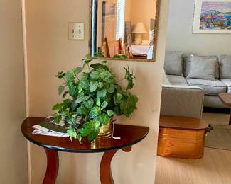 stylish entry table and mirror 