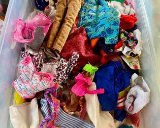 Barbie/Ken clothes 