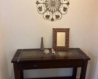 Nice Entry Table And Some Decor