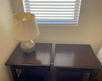 Set Of 2 End Tables And Lamp