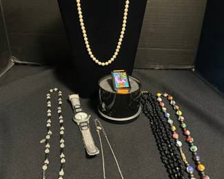 Sonya Paz Watch And More
