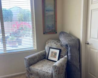Floral Chair, Decor Rug