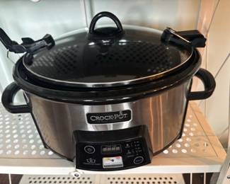 CrockPot Quart Cook Carry Digital Slow Cooker with Travel Lid