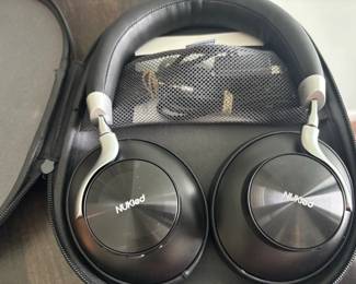 Nukied ACW Active Noise Cancellation Wireless Bluetooth OverEar Headphones with Carrying Case