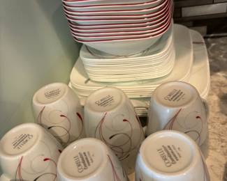 Corelle Splendor Porcelain Dinnerware Set