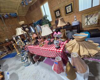Lamps, lamps and more lamps!