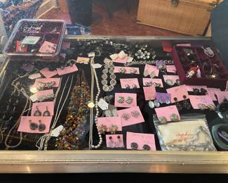 Jewlery