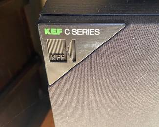 Speakers KEF C Series a pair