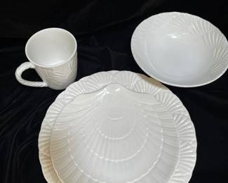 Mikasa Ocean Jewel White 43 Piece Set