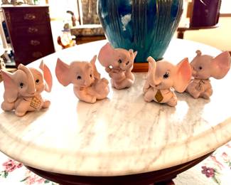 5 little elephant babies