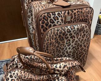 three-piece luggage set