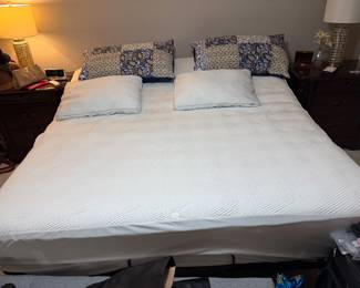 king Sealy Posturepedic adjustable bed