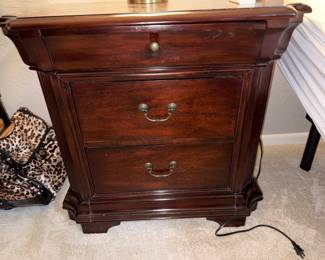 Broyhill nightstand, one of a pair