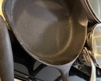 cast iron skillet