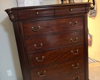 Broyhill chest of drawers
