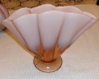 FENTON VELVA ROSE MELON STRETCH GLASS