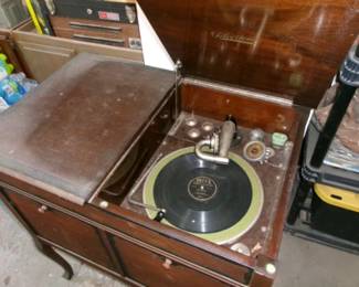 SILVERTON 78RPM RECORD PLAYER