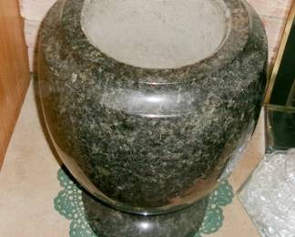 MARBLE URN