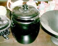 BLACK GLASS