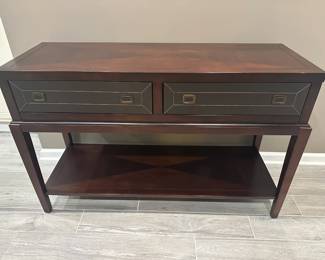 CONSOLE TABLE