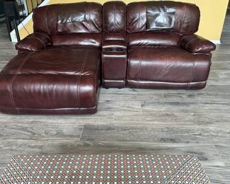 LEATHER RECLINER CHAISE LOUNG & Powered Recliner w/ cup holders