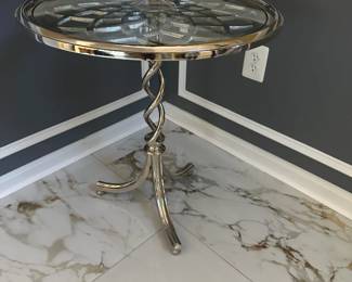 GLASS TABLE