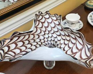 Beautiful Heavy Art Glass Bowl