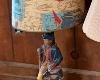 Solider lamp
