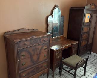 1930's antique furniture set