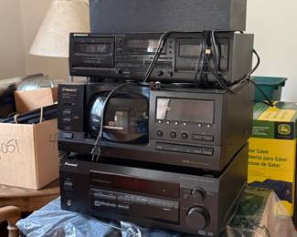 Vintage Pioneer Stereo System – Receiver, 100 Disc CD Changer, Dual Cassette Deck, Speakers $400