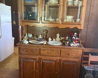 Vintage Oak china cabinet $180