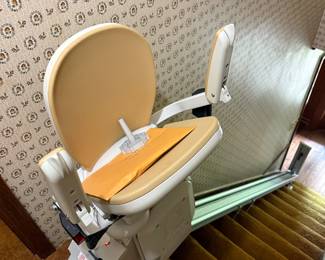 Acorn superglide chairlift $800