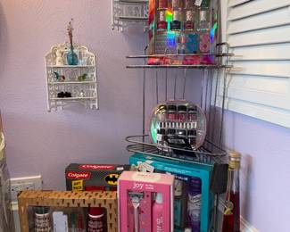 NEW Toiletry gift sets 