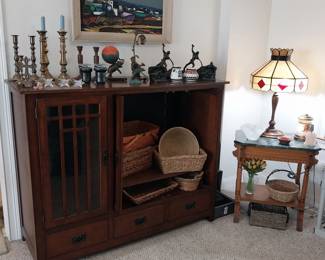 Victorian side table with green marble top, baskets, French art deco bronze finished elephant lamp, K&O Dante Alighieri bookends, Geo Maxim signed Art Deco lamp of Chinese girl, R Galvan pottery, K&O Dante Alighieri bookends, candle sticks