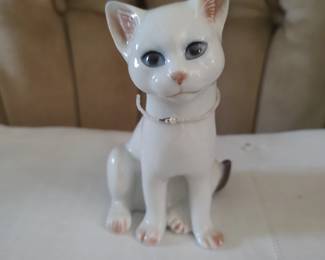 Royal Copenhagen Figurine 