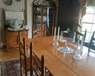 Oak Country Drop Leaf Dining Table w/6 chairs