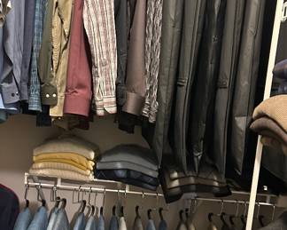 Men’s shirts and jeans sz large