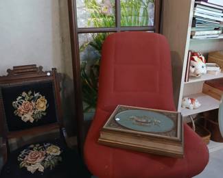 Seashell screen, Swivel chair, jewelry box