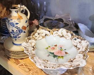 Porcelains