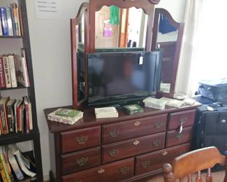Great dresser with mirror