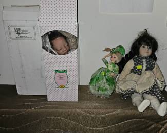 Various dolls and babies