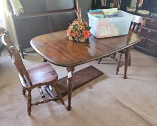 Wooden table with 2 leaves