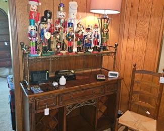 Nutcrackers on great wine bar side bar