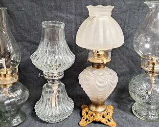 OIL LAMPS LOT