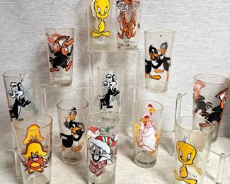 LOONEY TUNE GLASSES