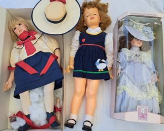 LRG DOLLS LOT
