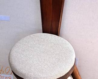 BIRTHING CHAIR