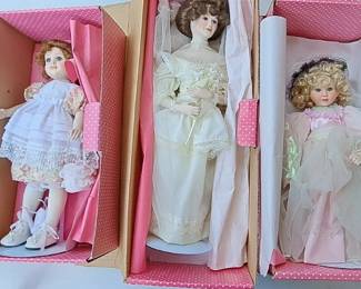 DOLL LOT